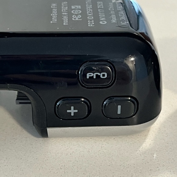 BELKIN Auto TuneBase FM Transmitter for iPod audio music no bluetooth no wifi - Picture 4 of 9